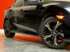 Honda Civic 1.0 V-tec Turbo SR #27 - Image 2