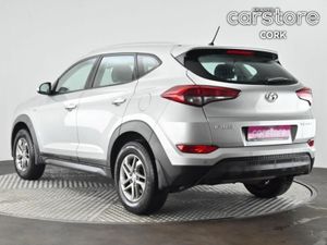 Hyundai Tucson 1.7 D Executive SE - Image 3