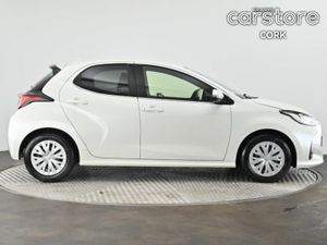 Toyota Yaris 1.5 Hybrid 5Dr Auto - Image 3