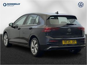 Volkswagen Golf Hatchback Style - Image 3