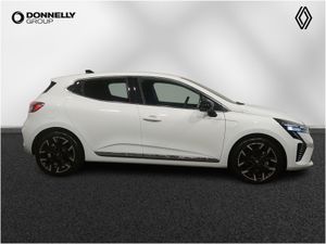 Renault Clio Hatchback Techno - Image 4