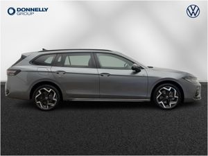 Volkswagen Passat Estate R-Line - Image 4