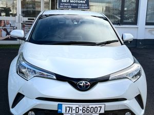 2017Toyota C-HR  1.8 Hybrid automatic,Top Specs - Image 2