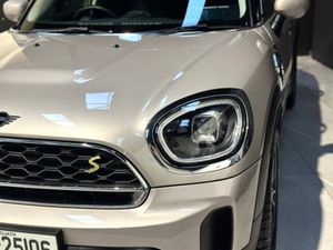 COUNTRYMAN E-HYBRID 4X4 - Image 4