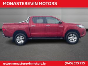 Toyota Hilux DOUBLE CAB SR5 4DR DREW - Image 3