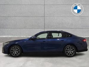 BMW 5-Series 530e M Sport - Image 4