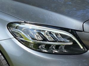 C200 AMG * SELF CHARGING HYBRID * - Image 4