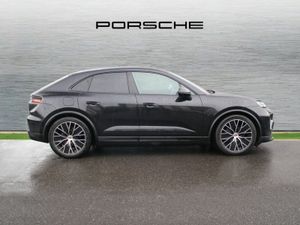 Porsche Macan 4 Electric - Image 4
