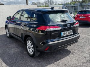 2023 TOYOTA COROLLA CROSS LUNA 1.8 4DR AUTO - Image 3