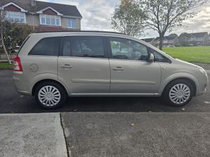 Opel Zafira 2011 - Image 3