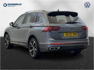 Volkswagen Tiguan Allspace Estate R-Line - Image 3