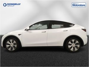 Tesla Model Y Hatchback Long Range - Image 3