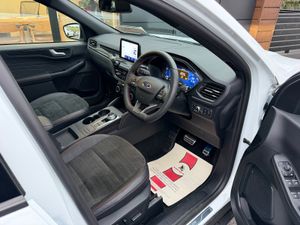 ST Line X - PHEV Top Spec - Panoramic roof - Image 3