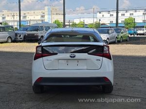 TOYOTA PRIUS **2020** - Image 4
