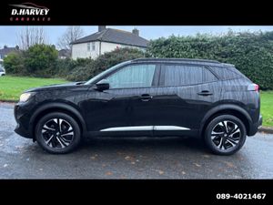 Peugeot 2008 1.2 Allure Premium*Low Mileage*High S - Image 4