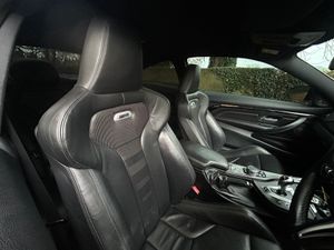 161 BMW M4 DCT F82 MINERAL WHITE LOW KMS - Image 4