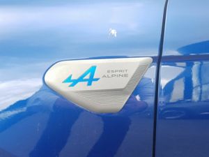 Renault Clio  Esprit Alpine E-TECH Hybrid 140 Auto - Image 3