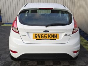 2015 Ford Fiesta 1.0 Petrol Zetec - Image 4