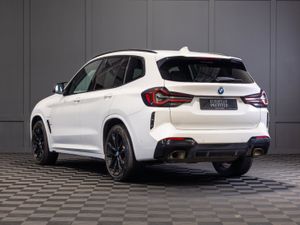 2023 BMW X3 X-Drive 30e M-Sport - Image 4