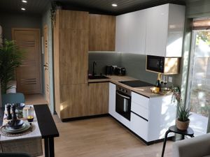Luxury 2-Bedroom Modular Home - Image 3