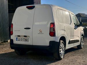 Peugeot Partner 2021 3 seater - Image 4