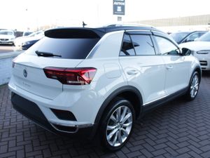 2.0 TDI SPORT EDITION  5DR AUTOMATIC // 1 OWNER IN - Image 4