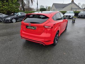 Ford Focus Zetec S RED Edition - Image 4