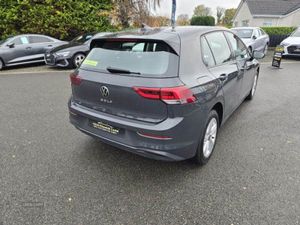 Volkswagen Golf Life - Image 4