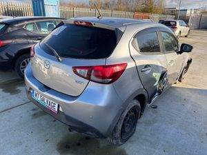 16 Demio 1.3 Petrol Auto NCT 2/27 150km Starts - Image 3