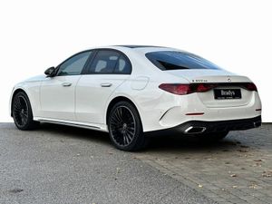 Mercedes-Benz E-Class E300de AMG Plus Premium Pack - Image 4