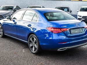 Mercedes-Benz C-Class C200 Avantgarde Auto - Image 4