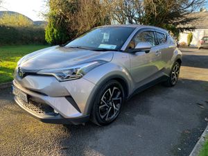 Toyota C-HR 2019 HIGH SPEC HYBRID - Image 3