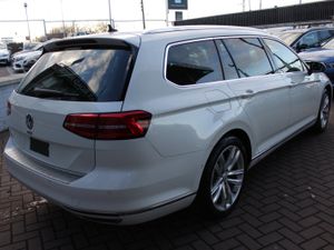 GTE ADVANCE HYBRID 5DR ESTATE AUTOMATIC //. 1 OWNE - Image 4
