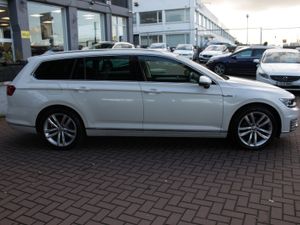 GTE ADVANCE HYBRID 5DR ESTATE AUTOMATIC //. 1 OWNE - Image 3