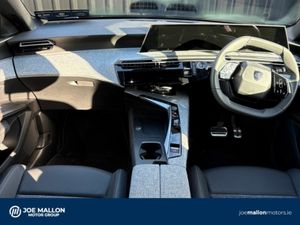 Peugeot 5008 1.2 MHEV 145bhp E-DCS6 Allure - Image 4