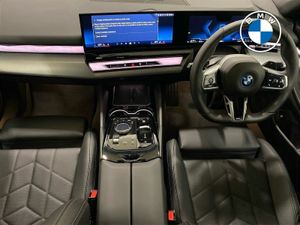 BMW 5-Series 530e M Sport Saloon - Image 4