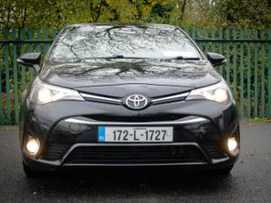 2017 Toyota Avensis 2.0 Business Edition LOW MILES - Image 2