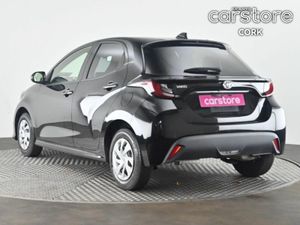 Toyota Yaris 1.0 5Dr Auto - Image 3