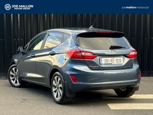 Ford Fiesta 1.1L Ti-VCT 70 PS Zetec - Image 2