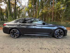 232 BMW 530E M SPORT M PERFORMANCE - Image 3