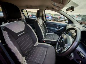 DACIA SANDERO STEPWAY SIGNATURE TCE 90 PH2 4 - Image 4
