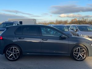 VOLKSWAGEN GOLF 2023 (2.0 TDI DIESEL) - Image 4