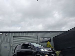 2018 VOLKSWAGEN Up! GTI 6-SPEED MANUAL - Image 3