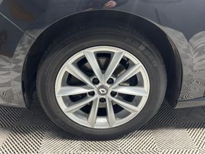 Renault Megane DYNAMIQUE NAV DCI 110 - Image 2