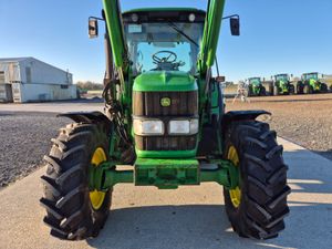 John Deere 6330 2009 - Image 4