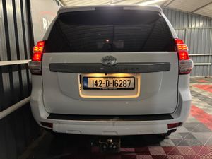 2014 142 Toyota Land Cruiser Low KMS Vat INC - Image 2