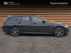BMW 3-Series 330E M-SPORT TOURING PHEV AUTOMATIC / - Image 3
