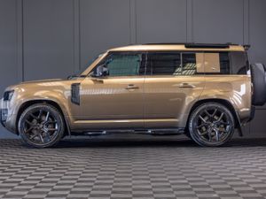 2023 Land Rover Defender 110 P400e XS Edition - Image 3