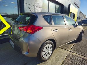 Toyota Auris 1.3 TERRA - Image 4