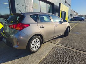 Toyota Auris 1.3 TERRA - Image 3